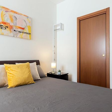 Terrace At 20 Minutes From Duomo - Homeunity Milan Exterior photo
